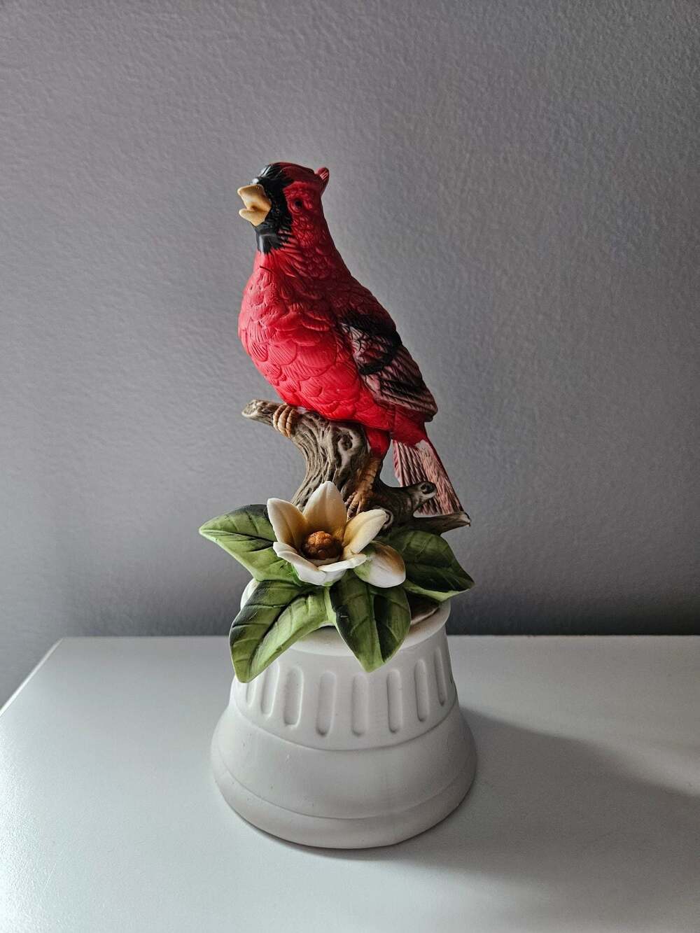 Royal Crown Vintage Porcelain Red Cardinal Bird Music Box Figurine